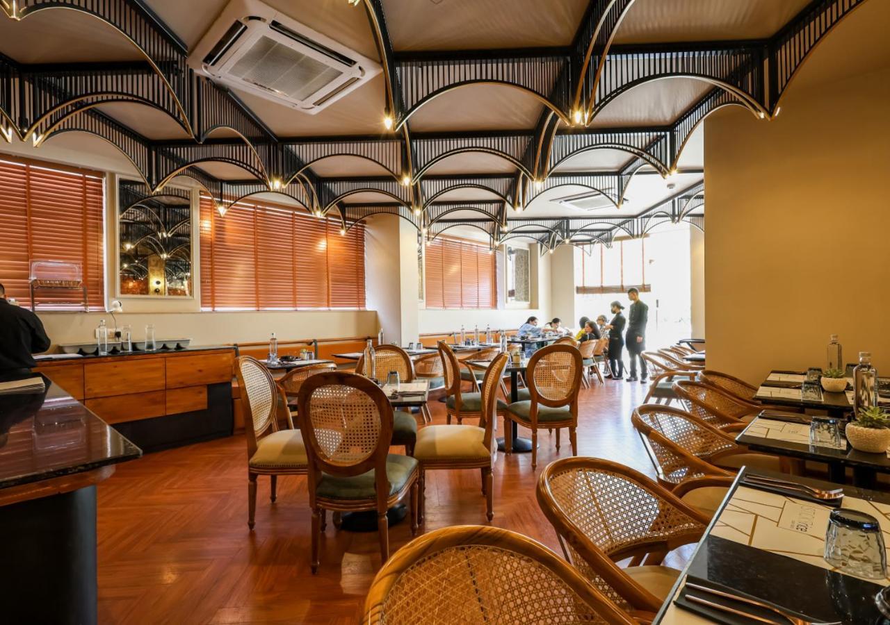 Bloom Hotel - Golf Course Road, Sector 43 Gurgaon Buitenkant foto