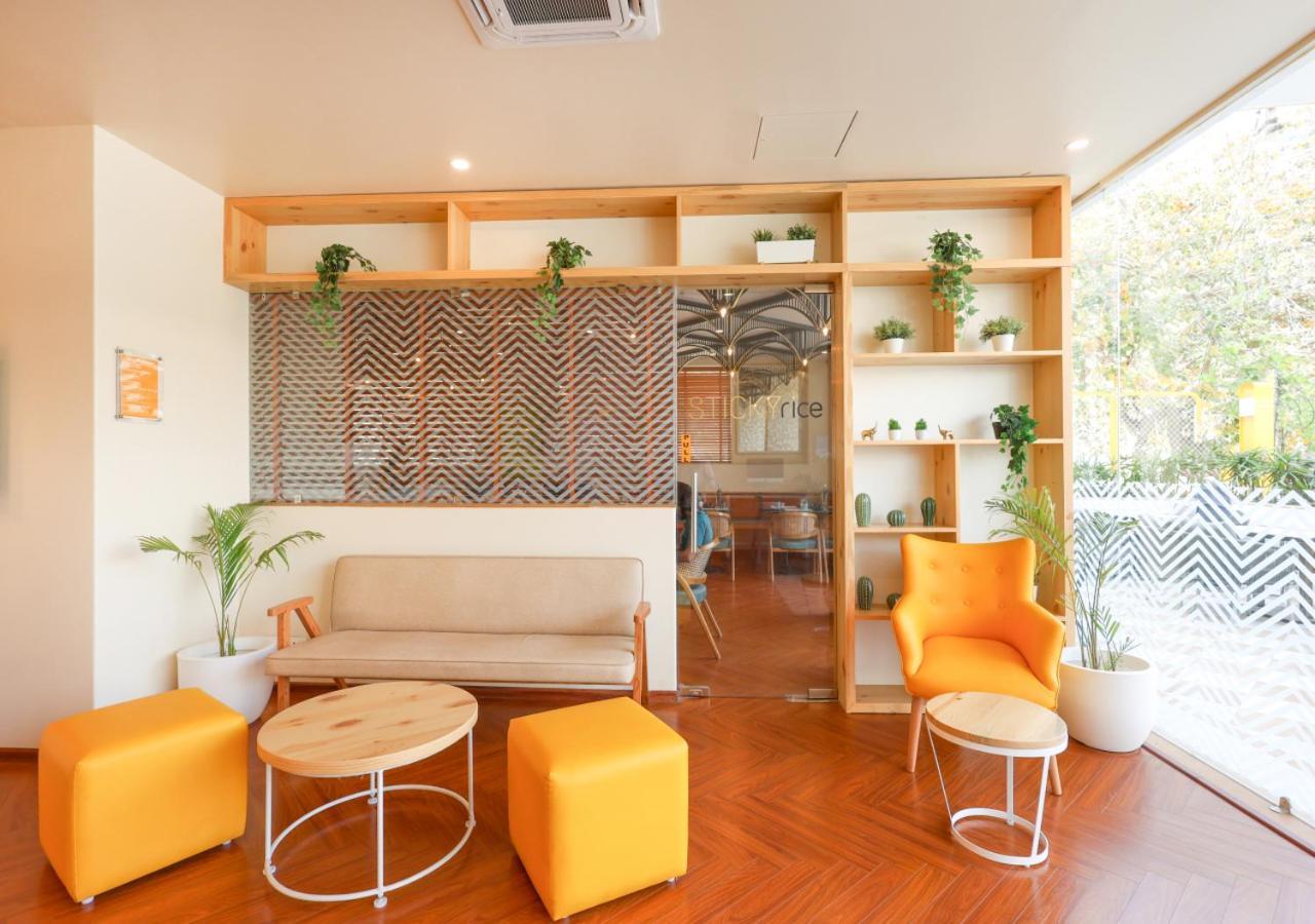 Bloom Hotel - Golf Course Road, Sector 43 Gurgaon Buitenkant foto